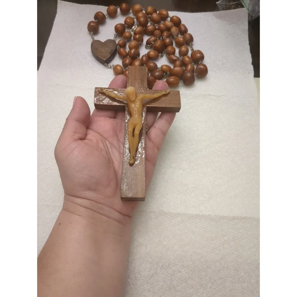 Antique Vintage Wood Rosary Resin Or Plastic Christ, Brown Beads Probably Acorns